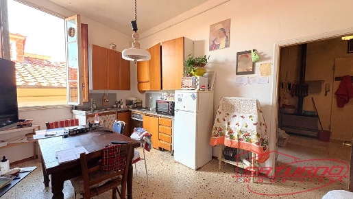 Foto Appartamento a Lucca Piazza Napoleone - San Michele di 65 m²