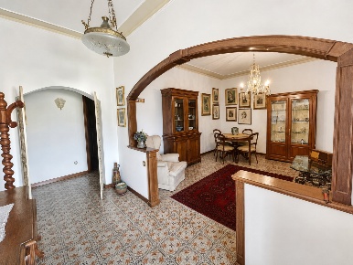 Foto Appartamento a Lucca Sant'Anna di 110 m² con 5 locali in vendita