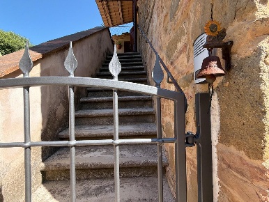 Foto Appartamento a Chianni Centro di 90 m² con 4 locali in vendita
