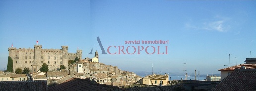 Foto Appartamento in Via Ettore Latini, Bracciano Centro di 145 m²