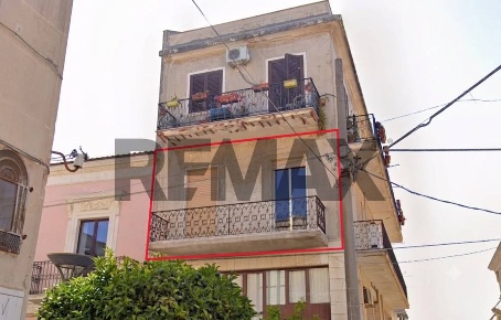 Foto Appartamento in Via Platamone 30, Rosolini di 148 m² con 3 locali