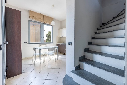 Foto Appartamento in viale castracani, Lucca di 90 m² con 4 locali