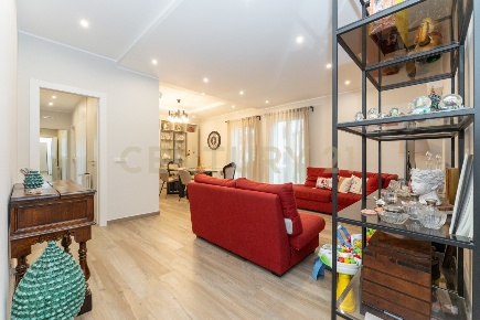 Foto Appartamento in Via Ludovico Ariosto 27, Acireale di 140 m² in vendita