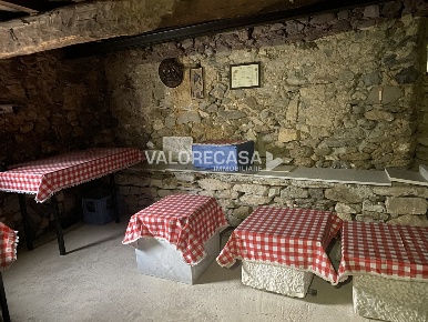Foto Appartamento in via fossacava, Carrara di 120 m² con 7 locali