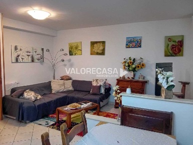 Foto Appartamento a Carrara di 108 m² con 4 locali in vendita