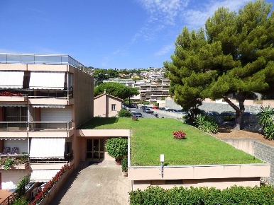 Foto Appartamento a Sanremo Foce - Semeria di 50 m² con 2 locali in vendita