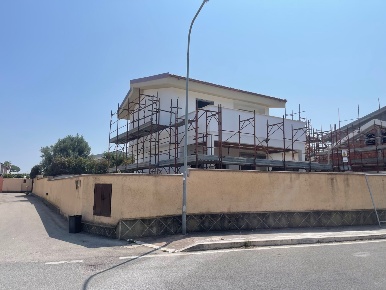 Foto Villa unifamiliare in Via della Cannuccia 12, Anzio di 105 m²