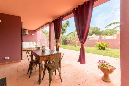 Foto Villa unifamiliare in Via dei Pioppi 57, Quartu Sant'Elena Capitana