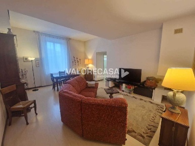 Foto Appartamento a Carrara di 160 m² con 5 locali in vendita