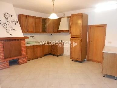 Foto Appartamento a Carrara di 72 m² con 4 locali in vendita