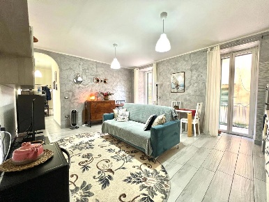 Foto Appartamento in Fatale, Pozzuoli di 77 m² con 3 locali in vendita