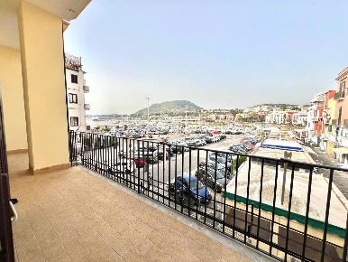 Foto Appartamento in S. Leonardo, Pozzuoli di 60 m² con 2 locali in vendita