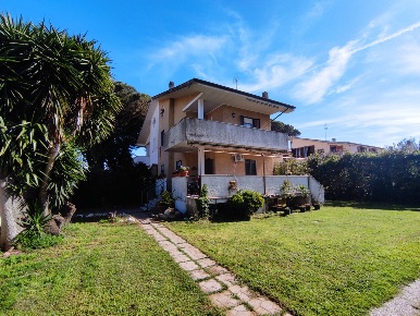 Foto Villa in Via dei gelsomini 14, Anzio in vendita