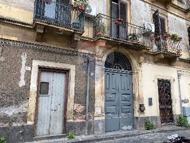 Foto Appartamento in Via Sisto, Catania in vendita