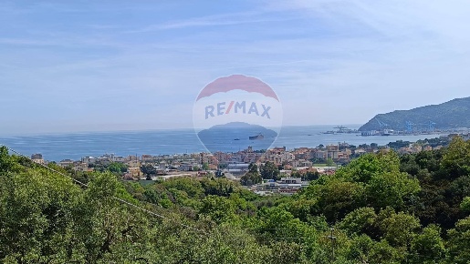 Foto Appartamento in VIA VALCADA, Savona Oltreletimbro, Santa Rita