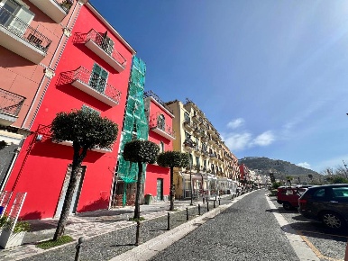 Foto Appartamento in Umberto I, Pozzuoli di 55 m² con 3 locali in vendita