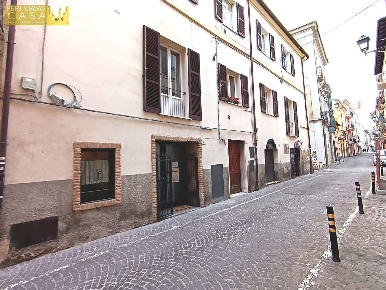 Foto Appartamento in Via Gabriele D'Annunzio, Teramo Centro di 65 m²