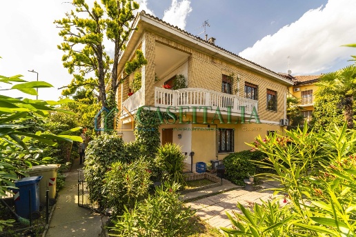 casa indipendente in vendita a Moncalieri