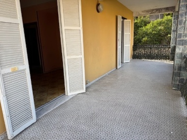 Foto Appartamento in Via degli Ulivi, Imperia Porto Maurizio di 95 m²