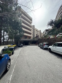 Foto Appartamento in Via Ducezio 13, Messina di 280 m² con 5 locali