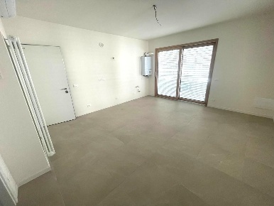 Foto Appartamento a Massa Marina di Massa Centro di 70 m² con 3 locali