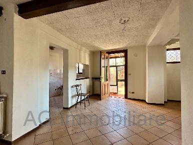 Foto Appartamento in Via S. Giovanni Bosco  10, Verbania Intra di 76 m²