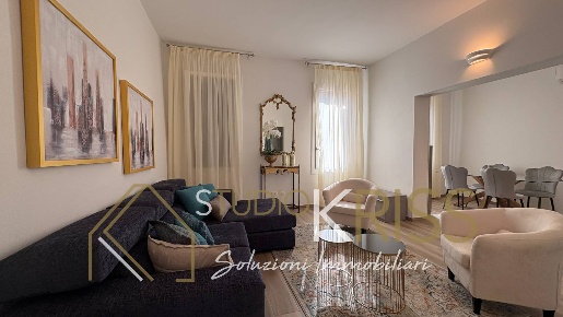 Foto Appartamento in Via Del Pozzo, Ferrara Centro Storico di 120 m²