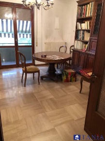 Foto Appartamento in VIA CAVOUR, Carrara in vendita