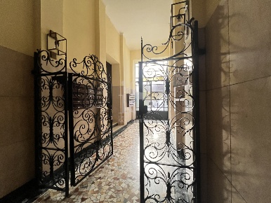 Foto Appartamento in VIA ARIBERTO, Milano Corso Genova di 85 m² in affitto