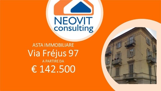 Foto Appartamento in Via Fréjus 97, Torino Cenisia di 128 m² con 4 locali