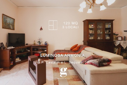 Foto Appartamento in Via PAOLO CASTALDI E LUIGI SEQUINO 18, Napoli