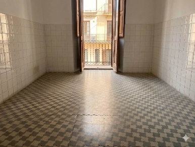 Foto Appartamento a Ancona di 180 m² con 8 locali in vendita