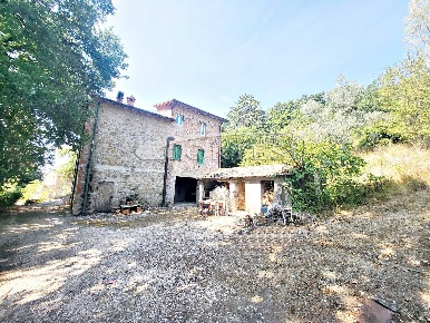 Foto Appartamento a Perugia di 100 m² con 5 locali in vendita