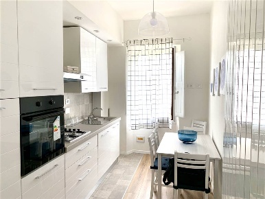 Foto Appartamento in Via Emidio Spinucci, Firenze di 65 m² con 3 locali