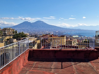 Foto Appartamento in c.so Vittorio Emanuele 481, Napoli in vendita