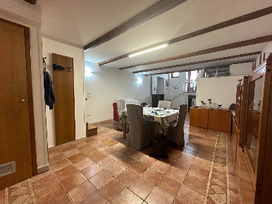 Foto Appartamento a Cava de' Tirreni di 70 m² con 4 locali in vendita