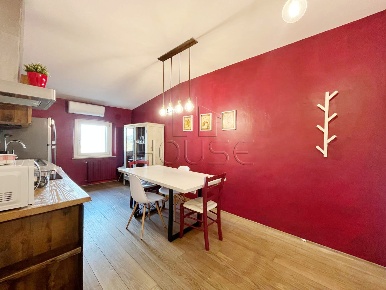 Foto Appartamento in LOC. SAN ZENO, Arezzo di 145 m² con 4 locali
