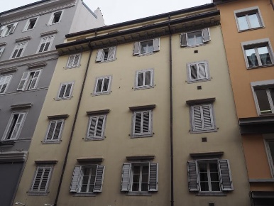 Foto Appartamento a Trieste Borgo Teresiano di 51 m² con 2 locali