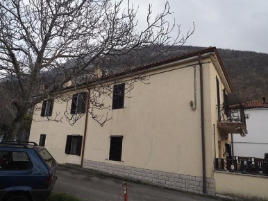 Foto Appartamento a Trieste di 47 m² con 2 locali in vendita