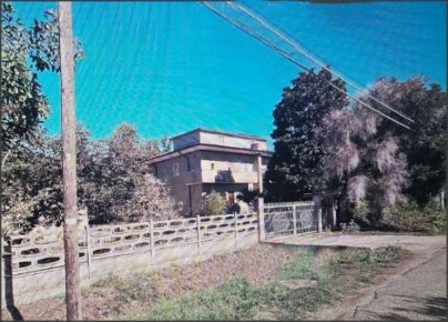 Foto Villa unifamiliare in VIA MIGLIARA 42 1/2 36, Latina di 116 m²