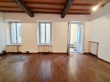 Foto Appartamento in Via Carlo Goldoni 5, Parma Centro Storico di 110 m²