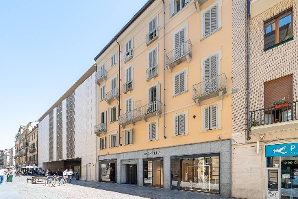 Foto Appartamento in Via Lagrange, Torino Via Roma di 50 m² con 1 locali