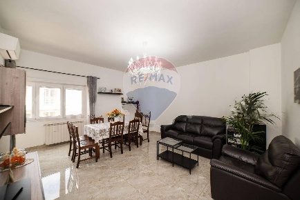Foto Appartamento in Via di Ponente, Velletri di 100 m² con 3 locali