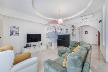 Foto Appartamento in Via Del Bagno Borbonico, Pescara di 169 m² in vendita