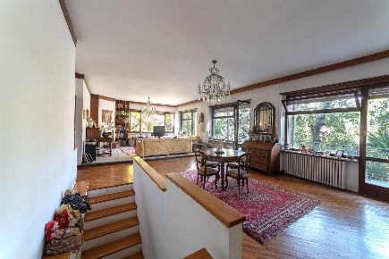 Foto Appartamento in Viale XXV Aprile, Torino Cavoretto di 180 m²