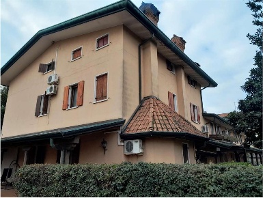 Foto Villa a schiera in Via Triestina 128, Venezia Aeroporto - Ca' Noghera