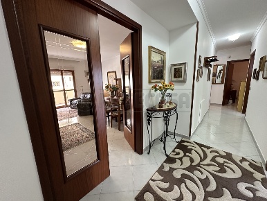 Foto Appartamento a Mazara del Vallo di 130 m² con 7 locali in vendita