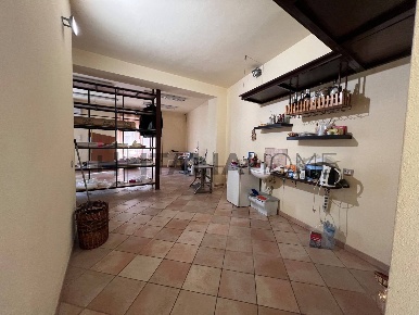 Foto Appartamento in Via Ottone Bacaredda, Cagliari Villanova di 164 m²