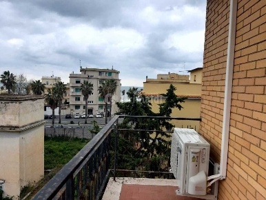 Foto Appartamento in Via Luigi Mazza 5, Anzio Centro Storico di 80 m²