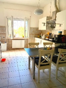 Foto Villa a schiera a Ancona Tavernelle di 145 m² con 6 locali in vendita